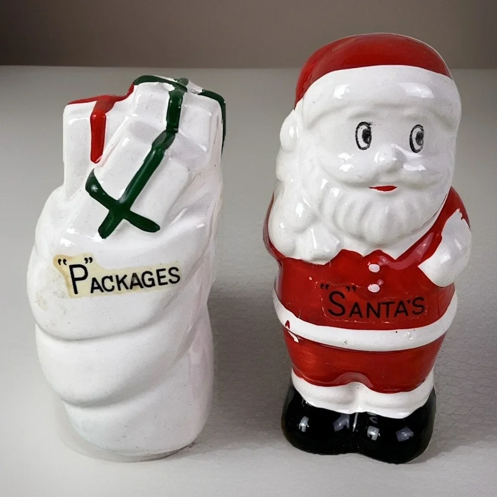 JAPAN Santa Claus Presents Salt & Pepper Shakers Set Original Box Woolworth VTG